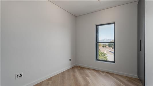 Apartment To Rent in Paarl South, Paarl, Western Cape - M126960
