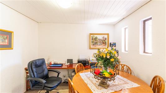 Townhouse For Sale in Grabouw, Western Cape - M126966
