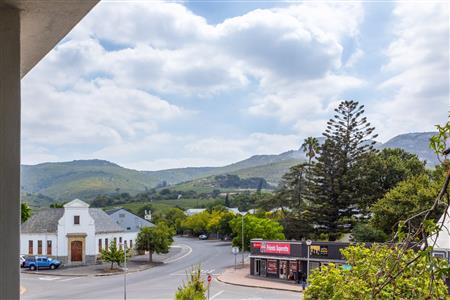 False - Apartment To Rent in Paarl South, Paarl, Western Cape - M126963