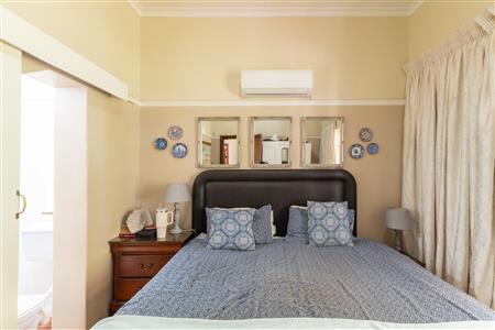 House For Sale in Worcester Central, Worcester, Western Cape - M126955