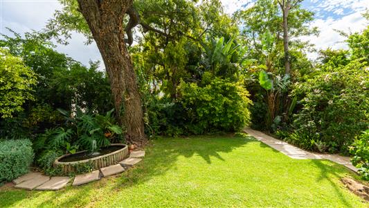 House For Sale in Worcester Central, Worcester, Western Cape - M126955