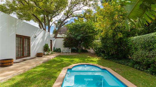 House For Sale in Worcester Central, Worcester, Western Cape - M126955
