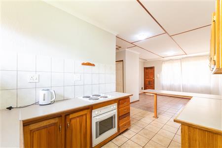 Townhouse For Sale in Bendor, Polokwane, Limpopo - M126980
