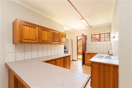 Townhouse For Sale in Bendor, Polokwane, Limpopo - M126980