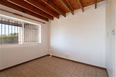 False - House Rented Out in Bettys Bay, Western Cape - M126974