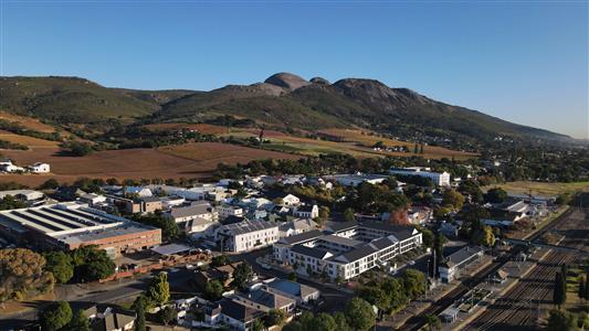 False - Apartment For Sale in Paarl South, Paarl, Western Cape - M126971