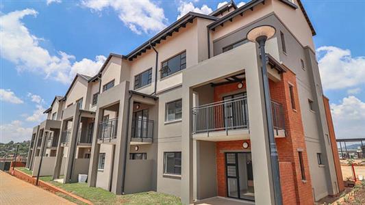 Apartment For Sale in Wilgeheuwel, Roodepoort, Gauteng - M126990