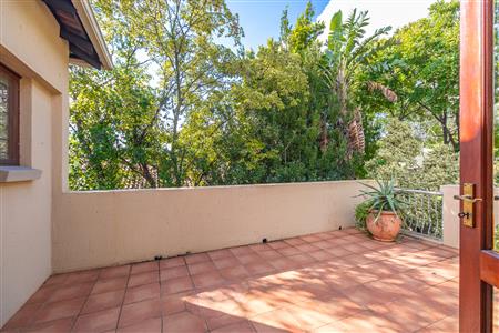 False - Townhouse sold in Fourways, Sandton - M126992