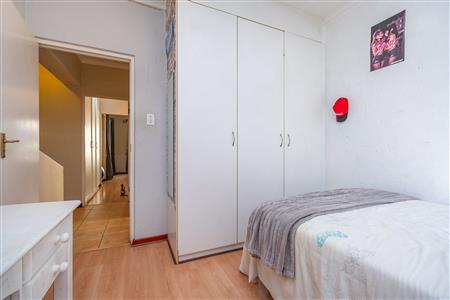 False - Townhouse sold in Fourways, Sandton - M126992