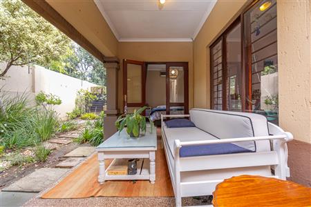 False - Townhouse sold in Fourways, Sandton - M126992