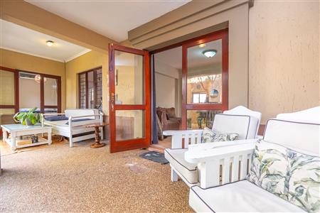 False - Townhouse sold in Fourways, Sandton - M126992