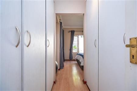 False - Townhouse sold in Fourways, Sandton - M126992