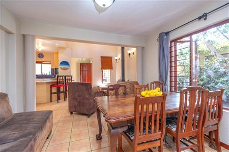 False - Townhouse sold in Fourways, Sandton - M126992
