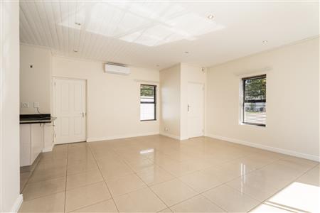 House For Sale in Rouxpark, Worcester, Western Cape - M126985