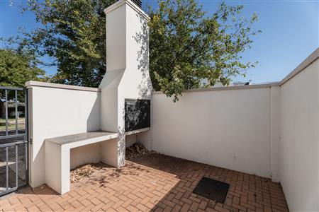 House For Sale in Rouxpark, Worcester, Western Cape - M126985