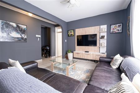 False - Apartment For Sale in Bulwer, Durban, KwaZulu Natal - M126988