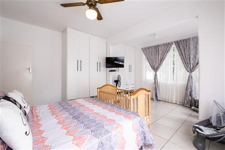 False - Apartment For Sale in Bulwer, Durban, KwaZulu Natal - M126988