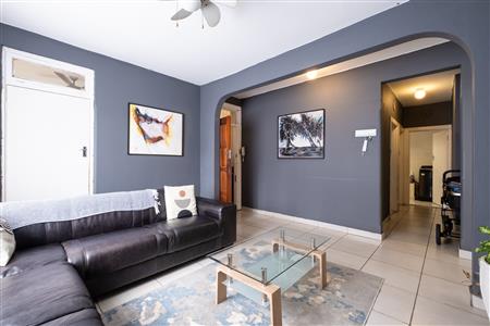 False - Apartment For Sale in Bulwer, Durban, KwaZulu Natal - M126988