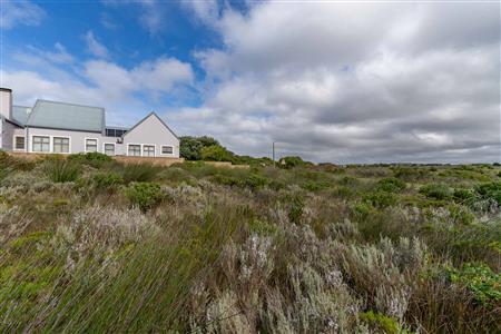 Vacant Land Sold in Stilbaai Wes, Stilbaai, Western Cape - M126998