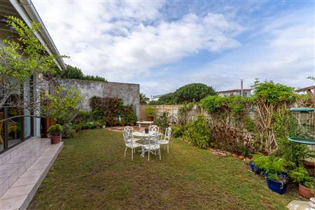 False - House For Sale in Stilbaai Wes, Stilbaai, Western Cape - M127000