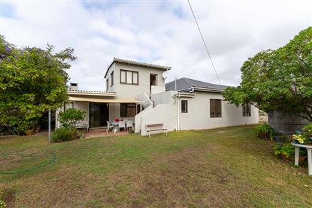 False - House For Sale in Stilbaai Wes, Stilbaai, Western Cape - M127000