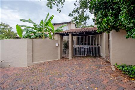 False - Townhouse For Sale in Weltevreden Park, Roodepoort, Gauteng - M127020