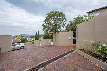 False - Townhouse For Sale in Weltevreden Park, Roodepoort, Gauteng - M127020