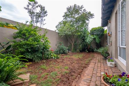 False - Townhouse For Sale in Weltevreden Park, Roodepoort, Gauteng - M127020
