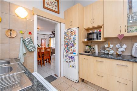 False - Townhouse For Sale in Weltevreden Park, Roodepoort, Gauteng - M127020