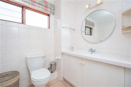 Townhouse For Sale in Hyde Park, Sandton, Gauteng - M127015