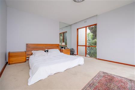 Townhouse For Sale in Hyde Park, Sandton, Gauteng - M127015