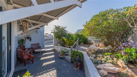 False - House For Sale in Hoogland, Saldanha, Western Cape - M127007