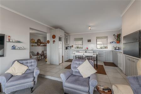 False - House For Sale in Hoogland, Saldanha, Western Cape - M127007