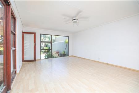 House For Sale in Fourways, Sandton, Gauteng - M127016