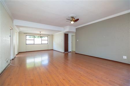 House For Sale in Fourways, Sandton, Gauteng - M127016