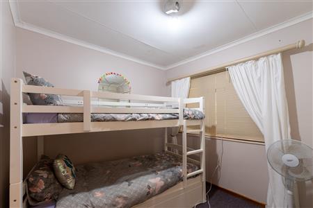 House For Sale in Hartenbos Central, Hartenbos, Western Cape - M127031