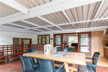 House For Sale in Hartenbos Central, Hartenbos, Western Cape - M127031