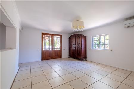 False - House For Sale in McGregor, Western Cape - M127021