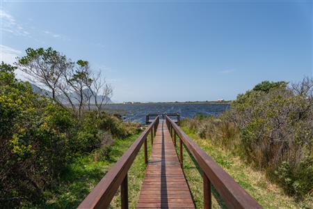 False - House For Sale in Bettys Bay, Western Cape - M125421