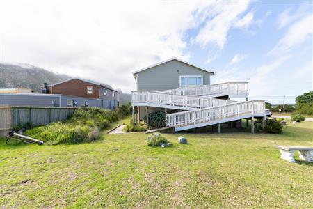 False - House For Sale in Bettys Bay, Western Cape - M125421
