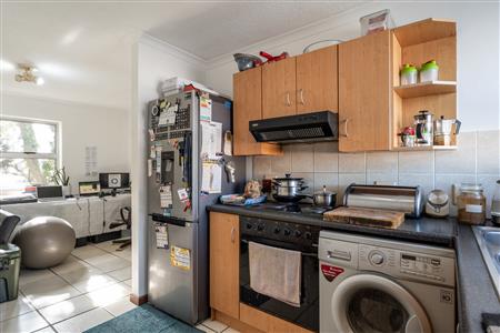 False - Apartment For Sale in Anchorage Park, Gordons Bay, Western Cape - M127032