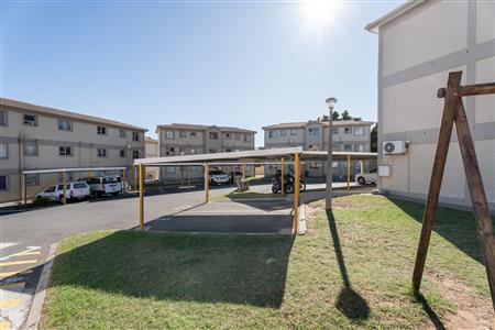 False - Apartment For Sale in Anchorage Park, Gordons Bay, Western Cape - M127032