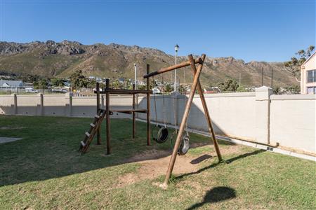 False - Apartment For Sale in Anchorage Park, Gordons Bay, Western Cape - M127032