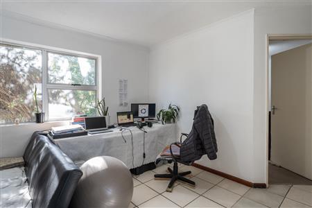 False - Apartment For Sale in Anchorage Park, Gordons Bay, Western Cape - M127032