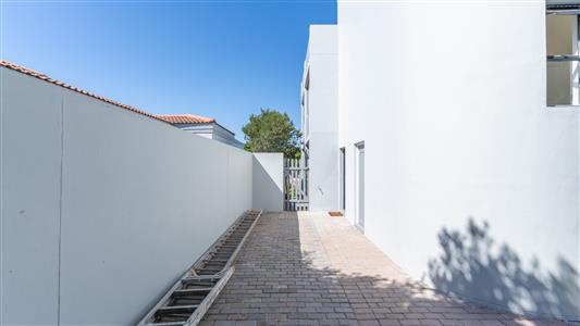False - House For Sale in Calypso Beach, Langebaan, Western Cape - M127044