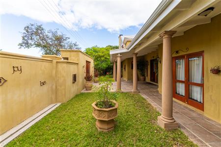 False - House For Sale in Northcliff, Hermanus, Western Cape - M127046