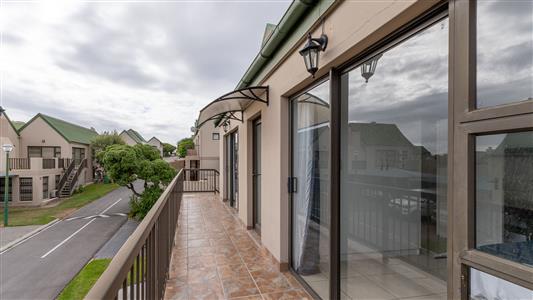 Townhouse For Sale in Twee Kuilen, Diaz Beach, Mossel Bay, Western Cape - M127045