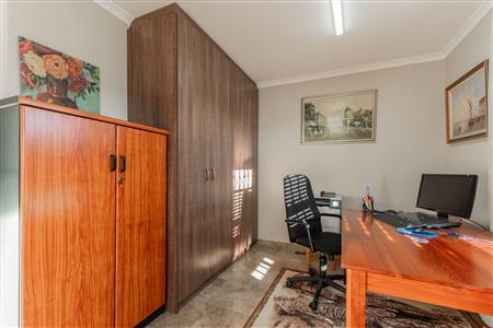 False - House For Sale in Fairview Golf Estate, Gordons Bay, Western Cape - M124576