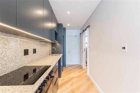 Apartment For Sale in Paarl South, Paarl, Western Cape - M127060