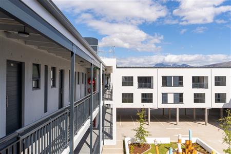 Apartment For Sale in Paarl South, Paarl, Western Cape - M127060